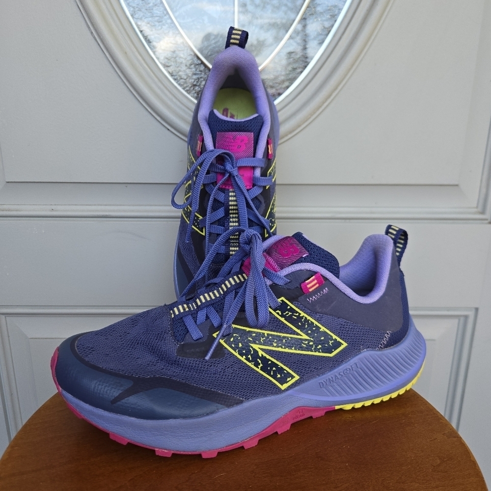 New Balance Wmns DynaSoft Nitrel v4 Blue Yellow Pink